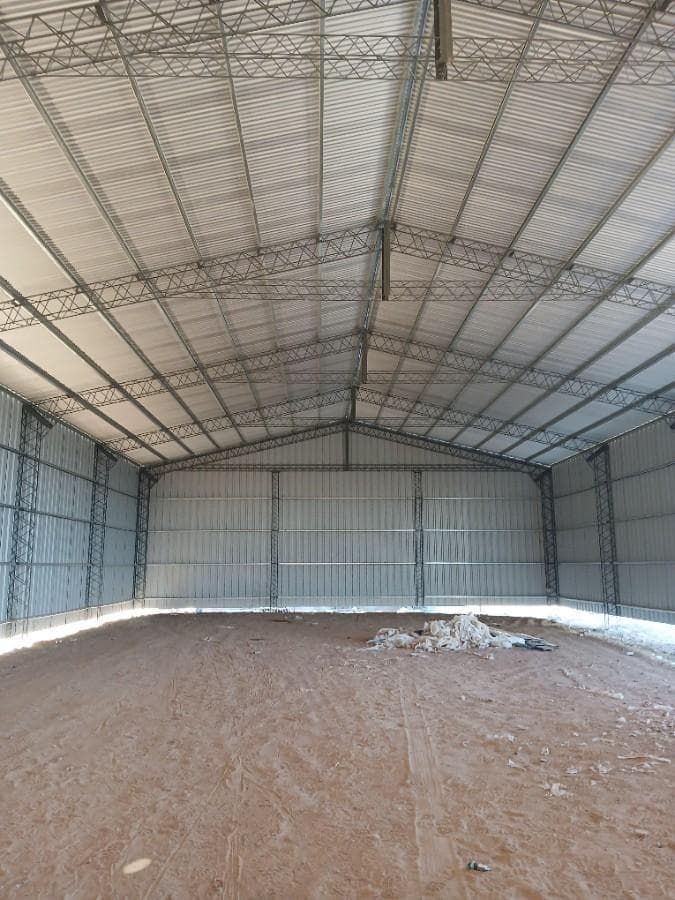 En venta, Galpon de 450 m2 cubiertos, en Parque industrial Centenario - 1