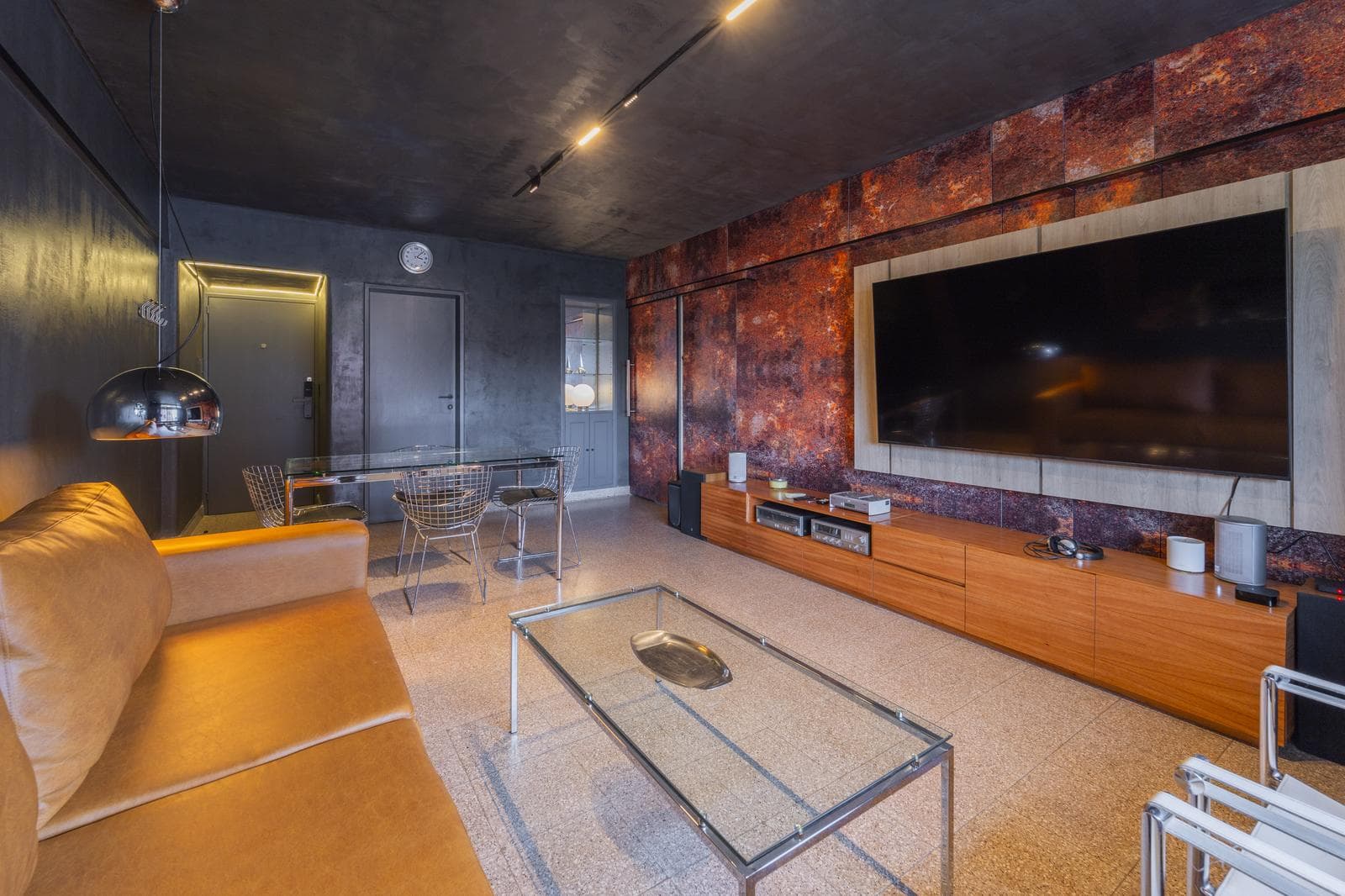 Dpto. 2 dorm. reciclado 100%, estilo industrial/ moderno - 1