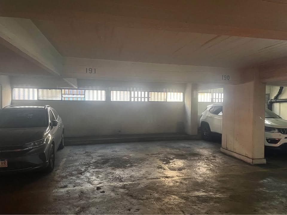 Cochera en venta - 12Mts2 - Barrio Norte - 1