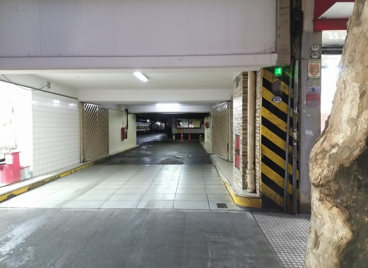 Cochera en venta - Barrio Norte - 1