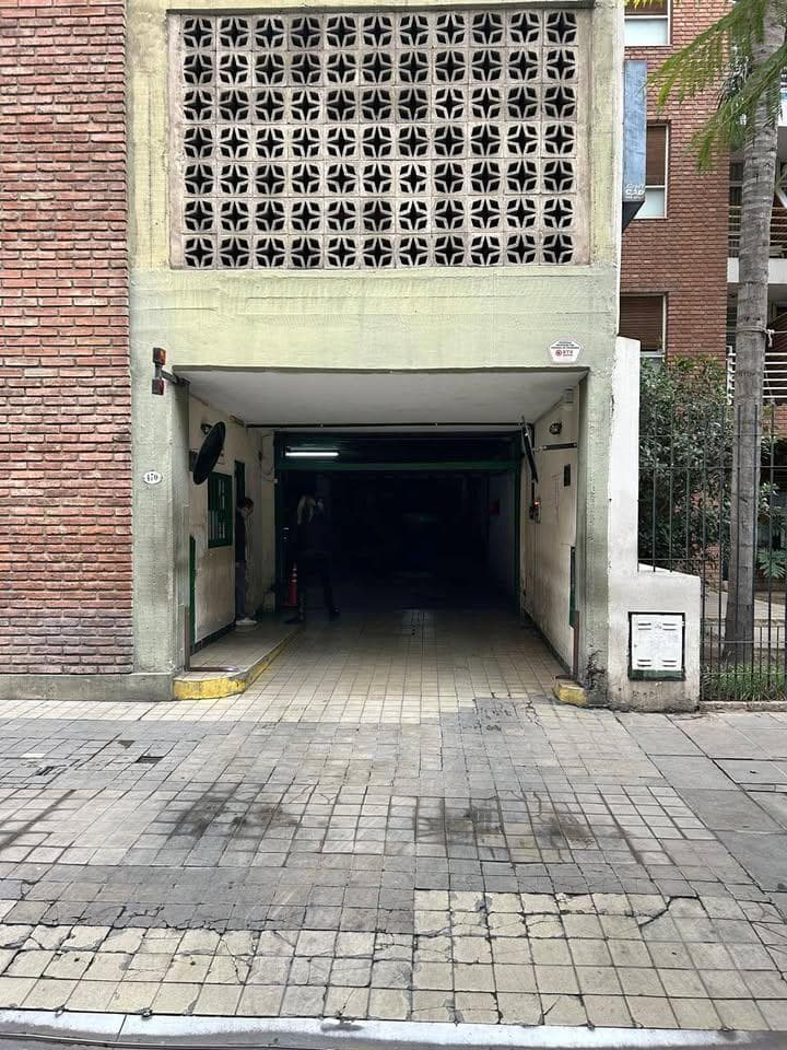 ¡Venta! Cochera en Nueva Córdoba ¡Con Escritura! - 1