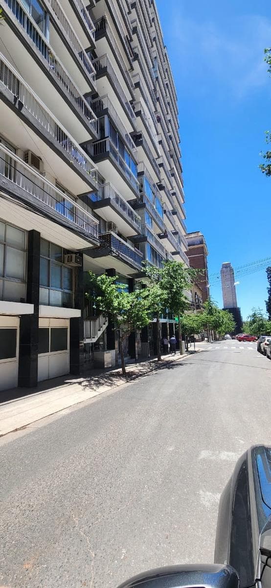 Cochera en Martin - 1