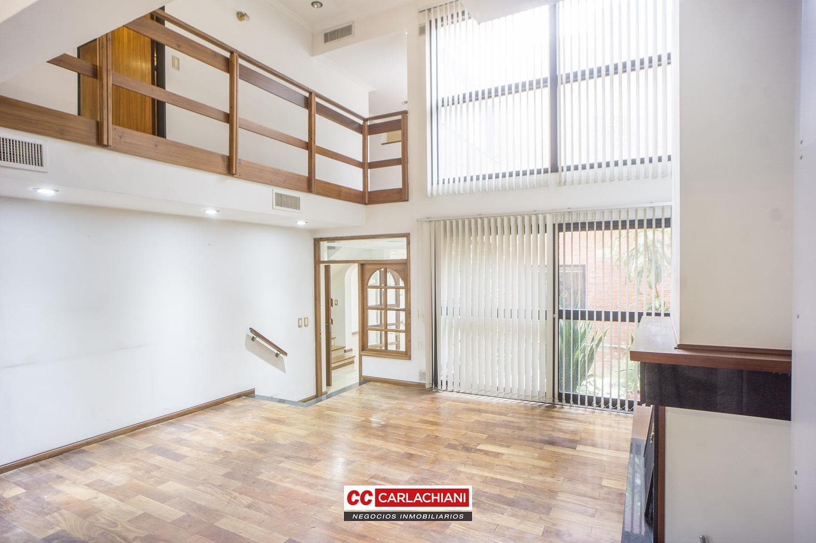 Casa en venta 3 dormitorios - Lourdes Rosario - Pileta y quincho - 1