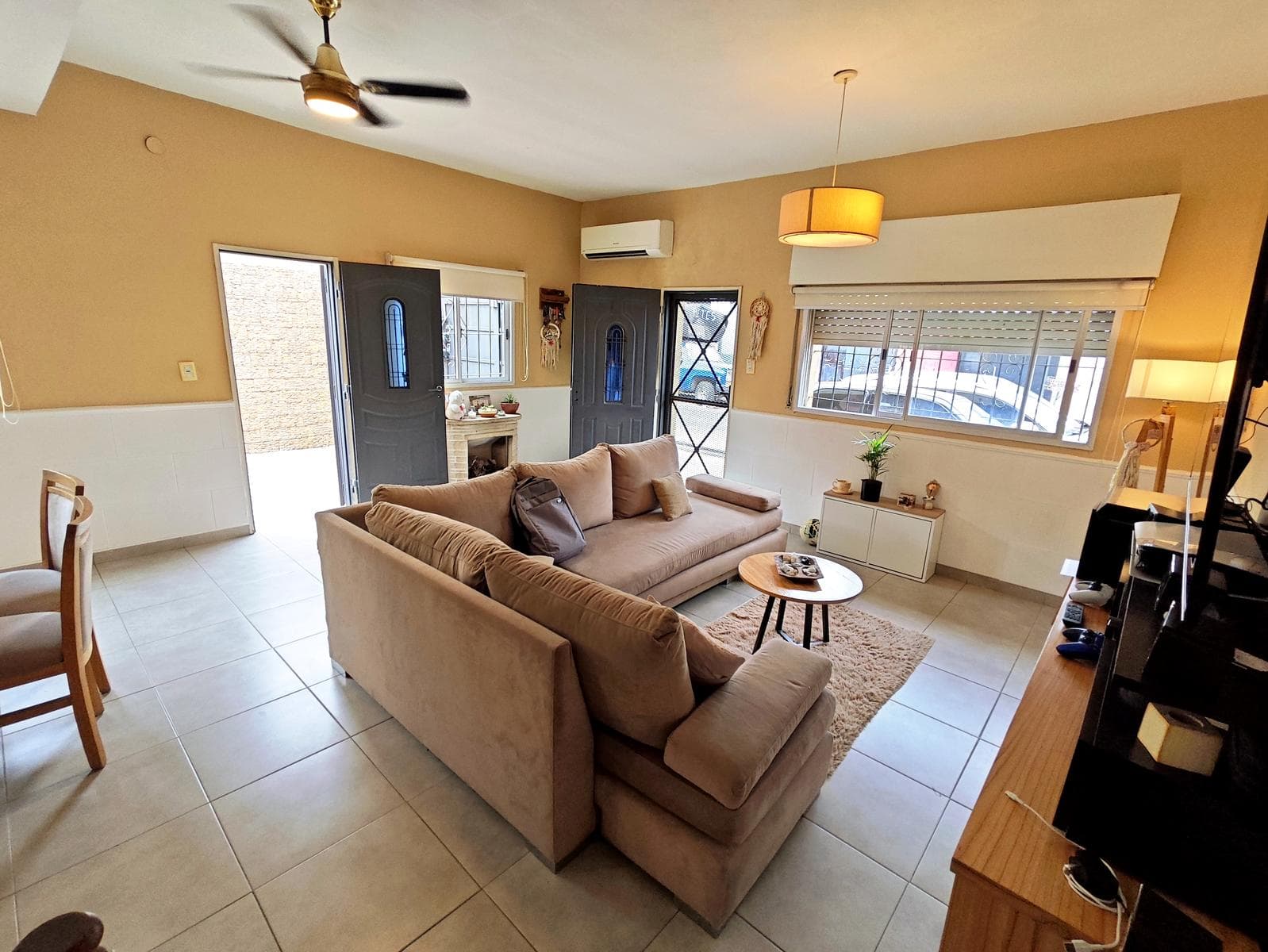 PH FRENTE CON COHERA VENTA LA TABLADA - 1