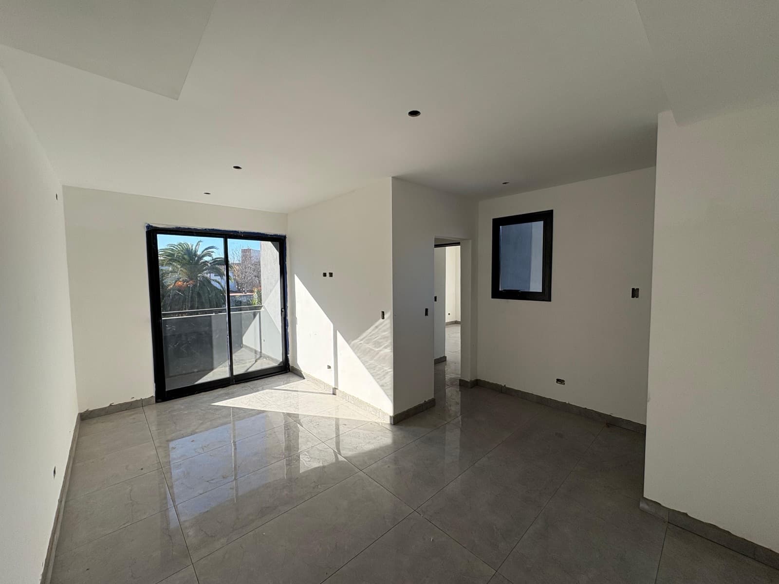 Venta departamento de 2 ambientes a estrenar en Merlo centro. - 1