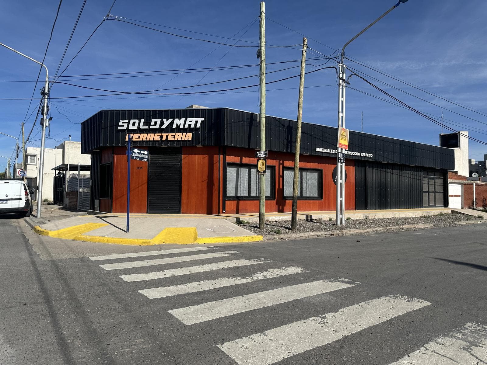 Alquiler de Local en esquina - 1