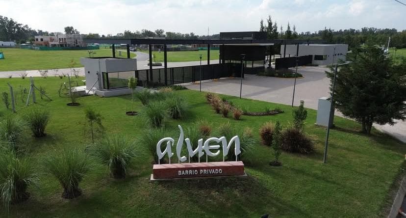 Terreno en Tristan Suarez - 1