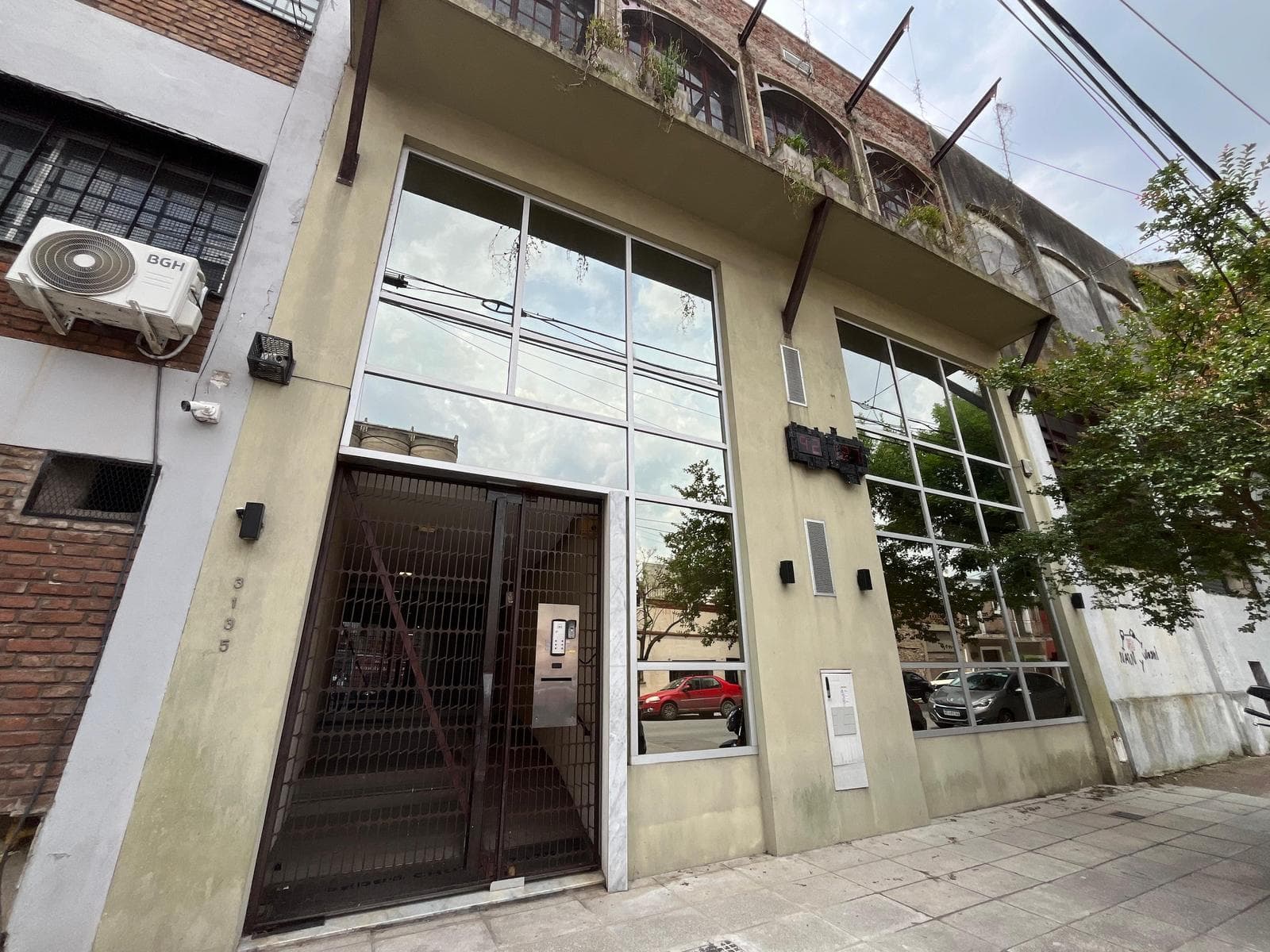 Oficina en Venta Parque Patricios - 1