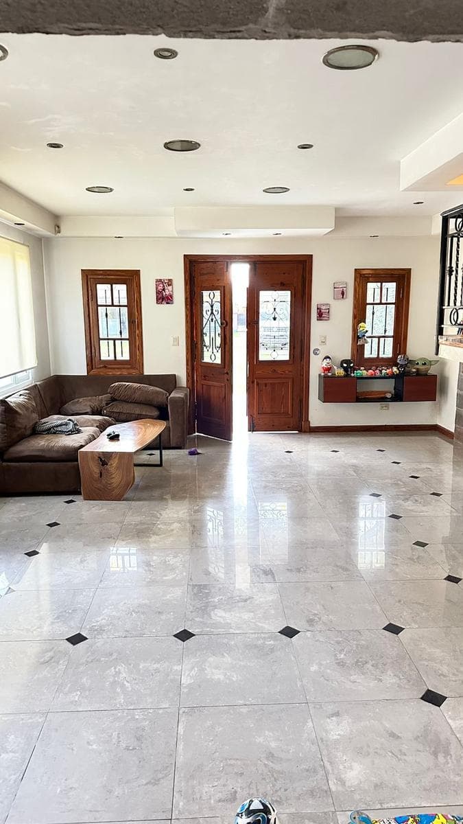 Casa 3 dormitorios terreno 972 m - 1