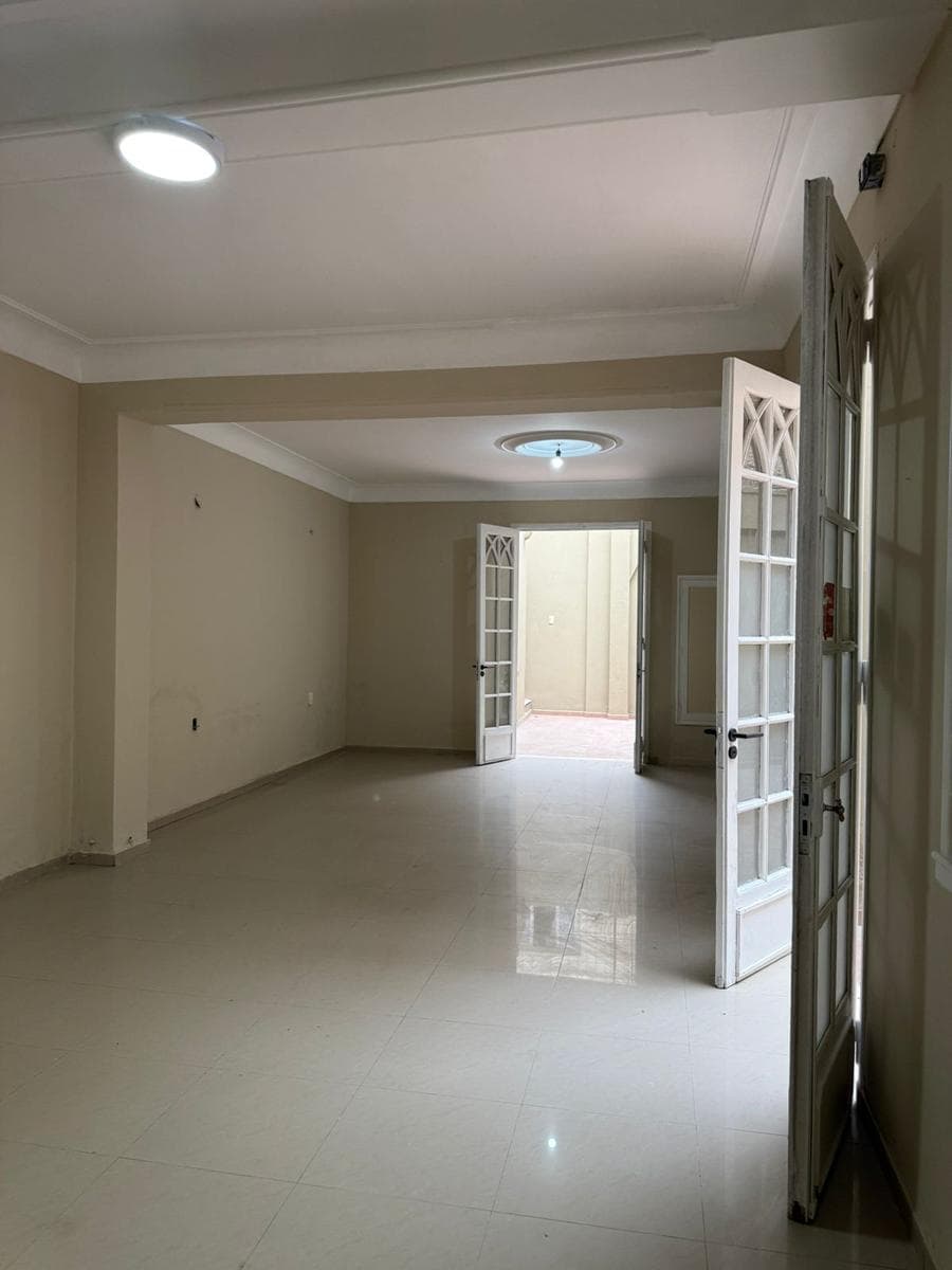 Edificio Comercial en Capital - 1