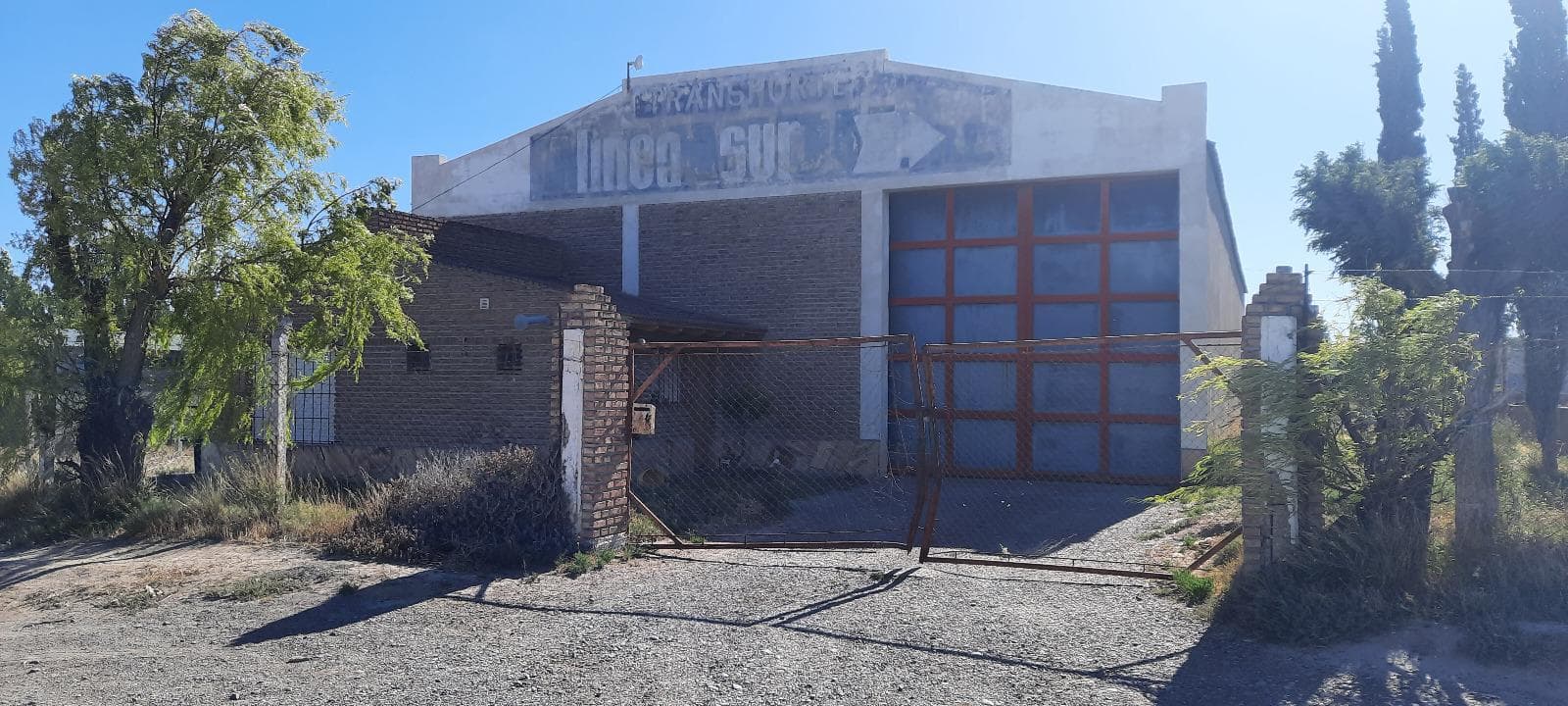 Depósito en Trelew - 1
