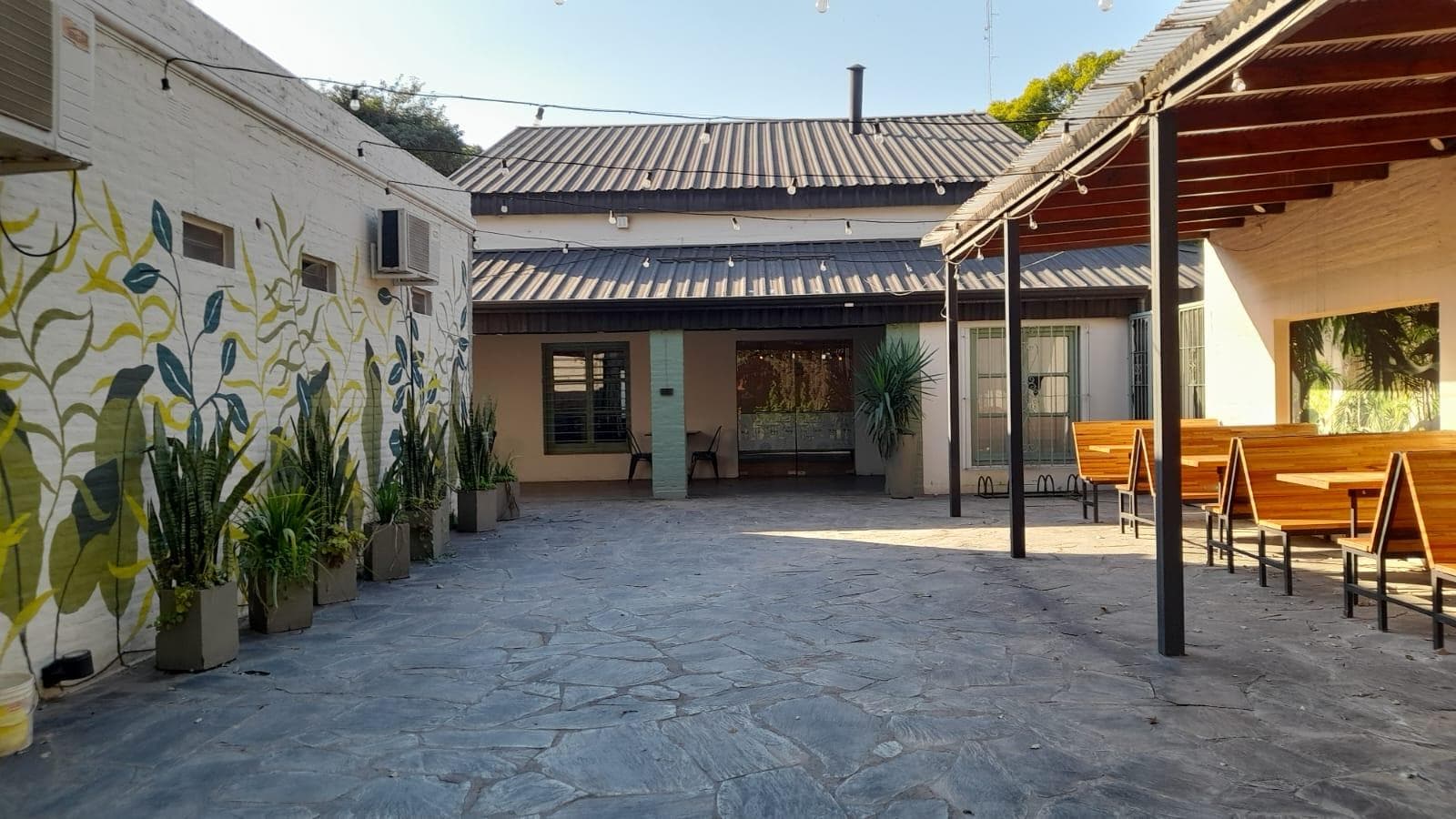 Fondo de Comercio EN AV. ACONQUIJA AL 1100 - 1