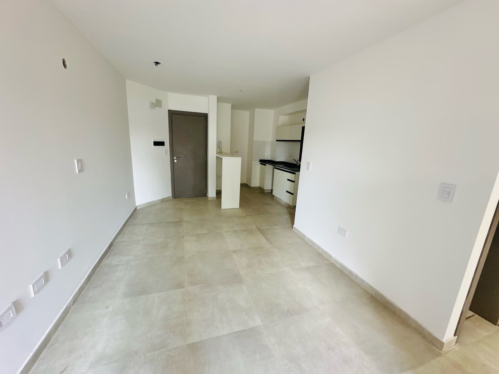 Alquiler - Departamento de 1 Dor a ESTRENAR con cochera - 1