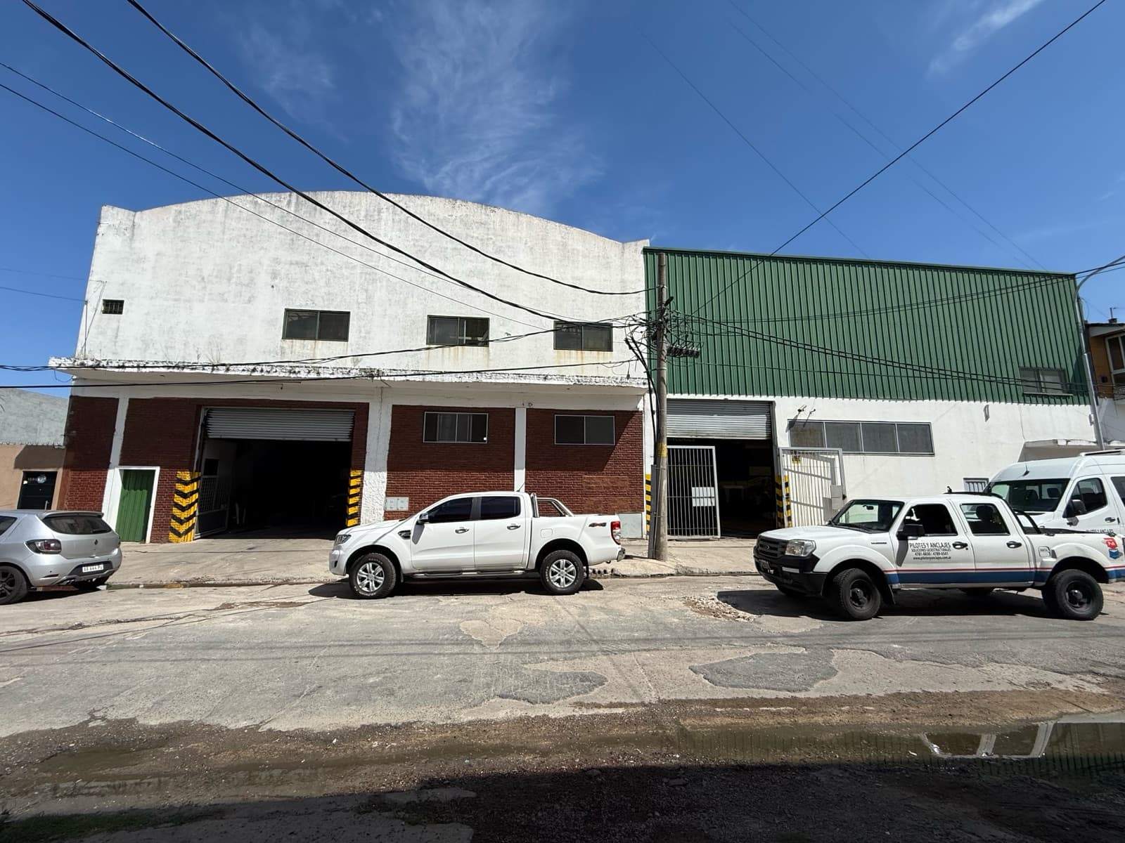 Galpon deposito venta Monte Chingolo con montacargas y oficinas Lanus Este - 1