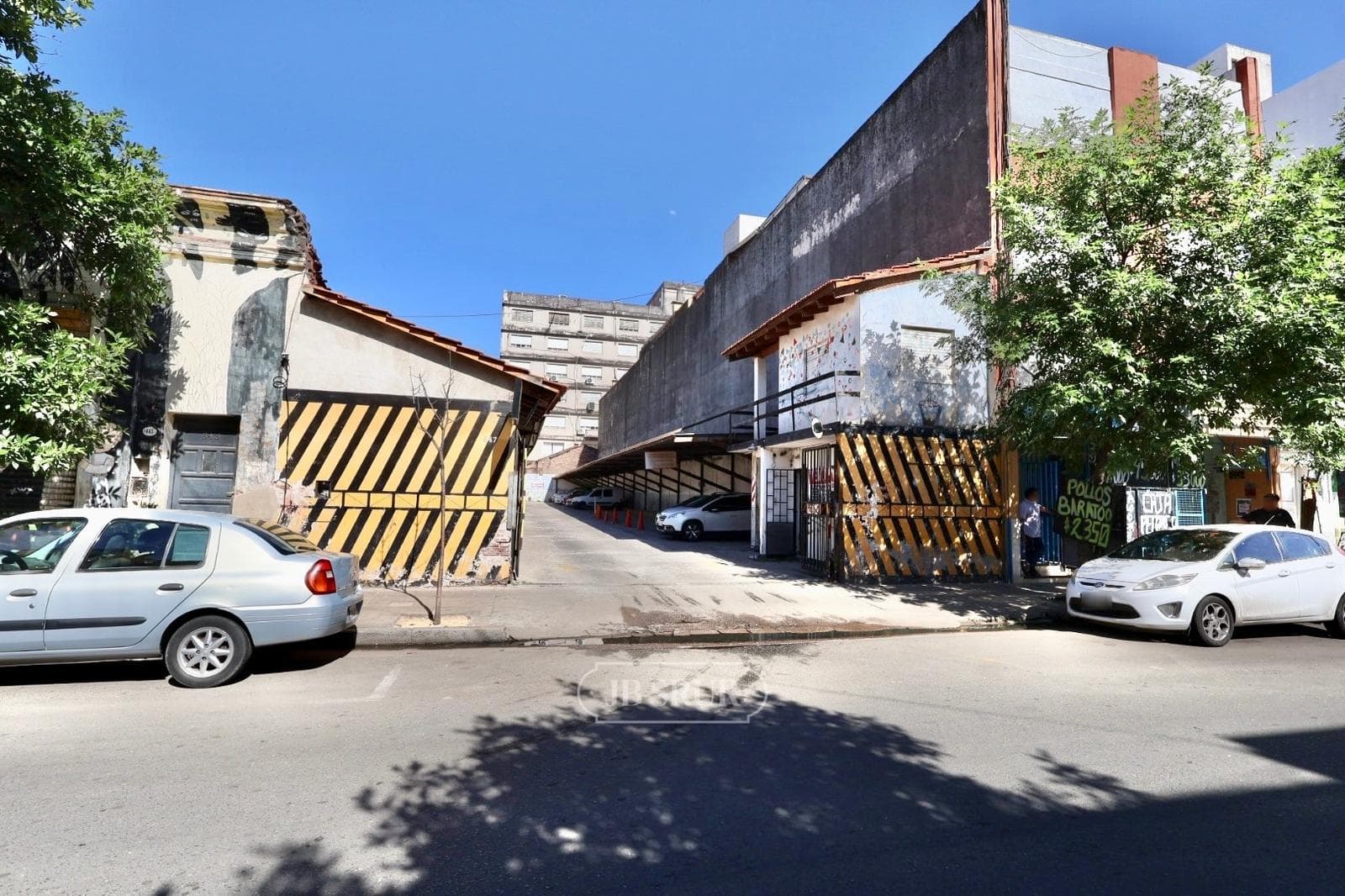 Playa de estacionamiento en Venta en barrio Centro - 1