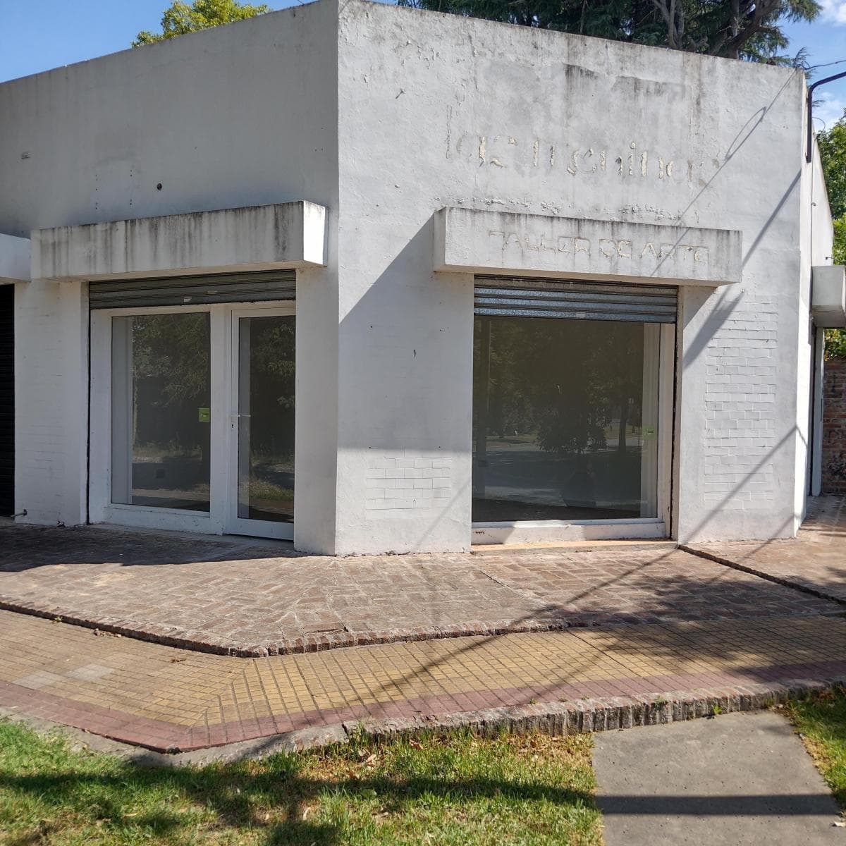 Local en alquiler - 1 Ambiente 1 Baño - 23Mts2 - Manuel B. Gonnet - 1