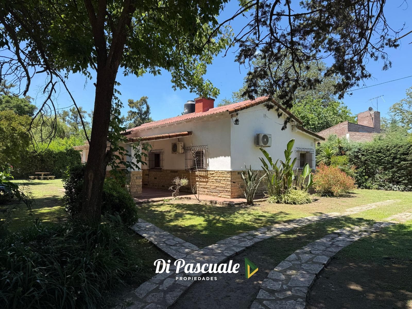 VENTA Casa Quinta 4 Ambientes Con Galeria Y Parque - La Reja Sur - 1