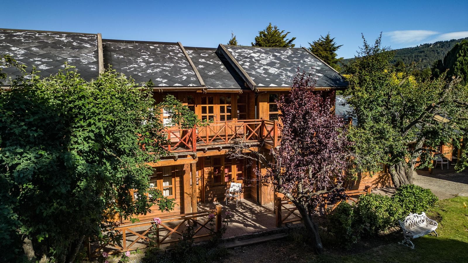 COMPLEJO DE BUNGALOWS BARILOCHE - 1