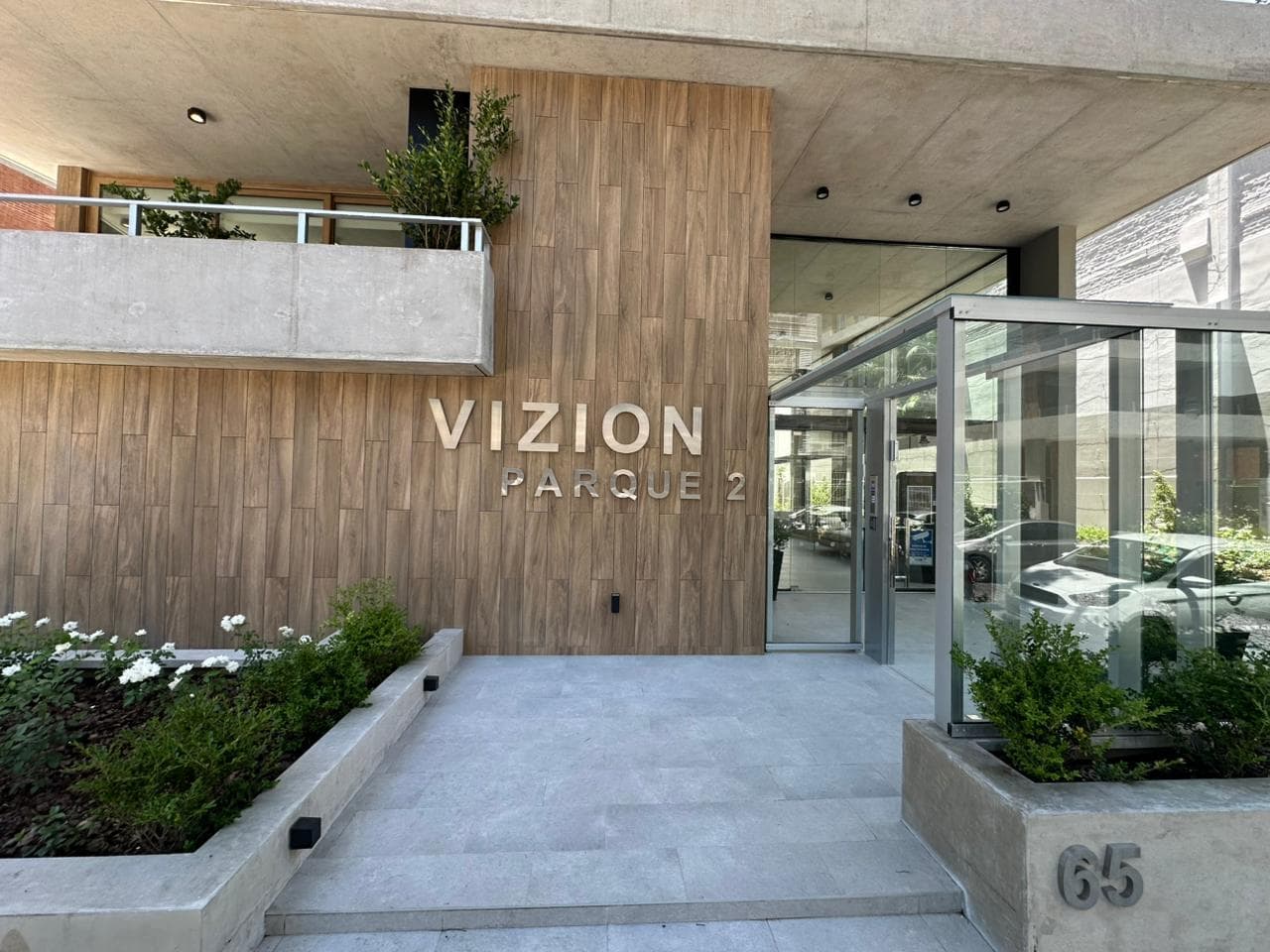 Gran departamento en excelente ubicación en alquiler - 1