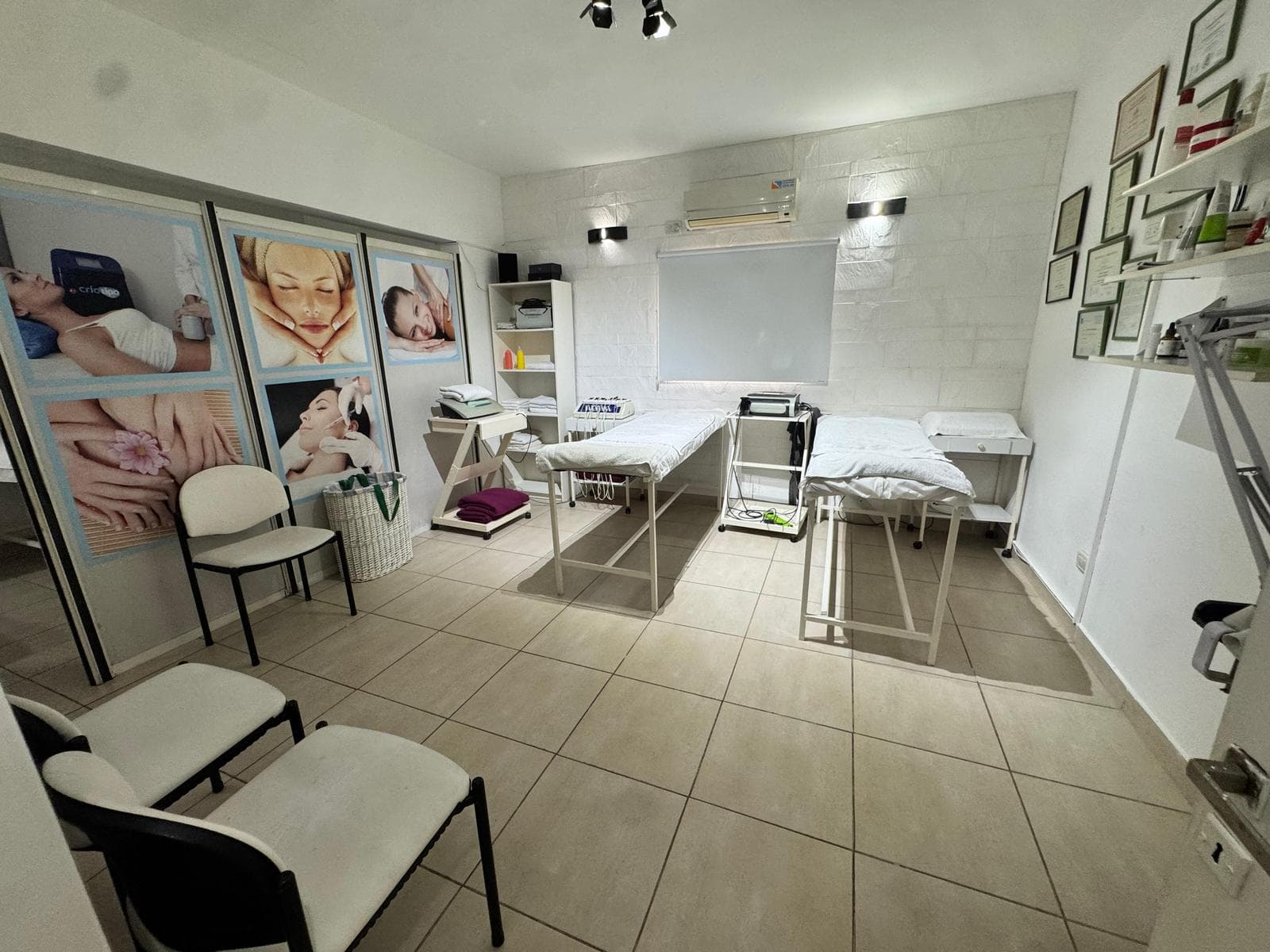 VENTA LOCAL EN BERNAL CENTRO - 1