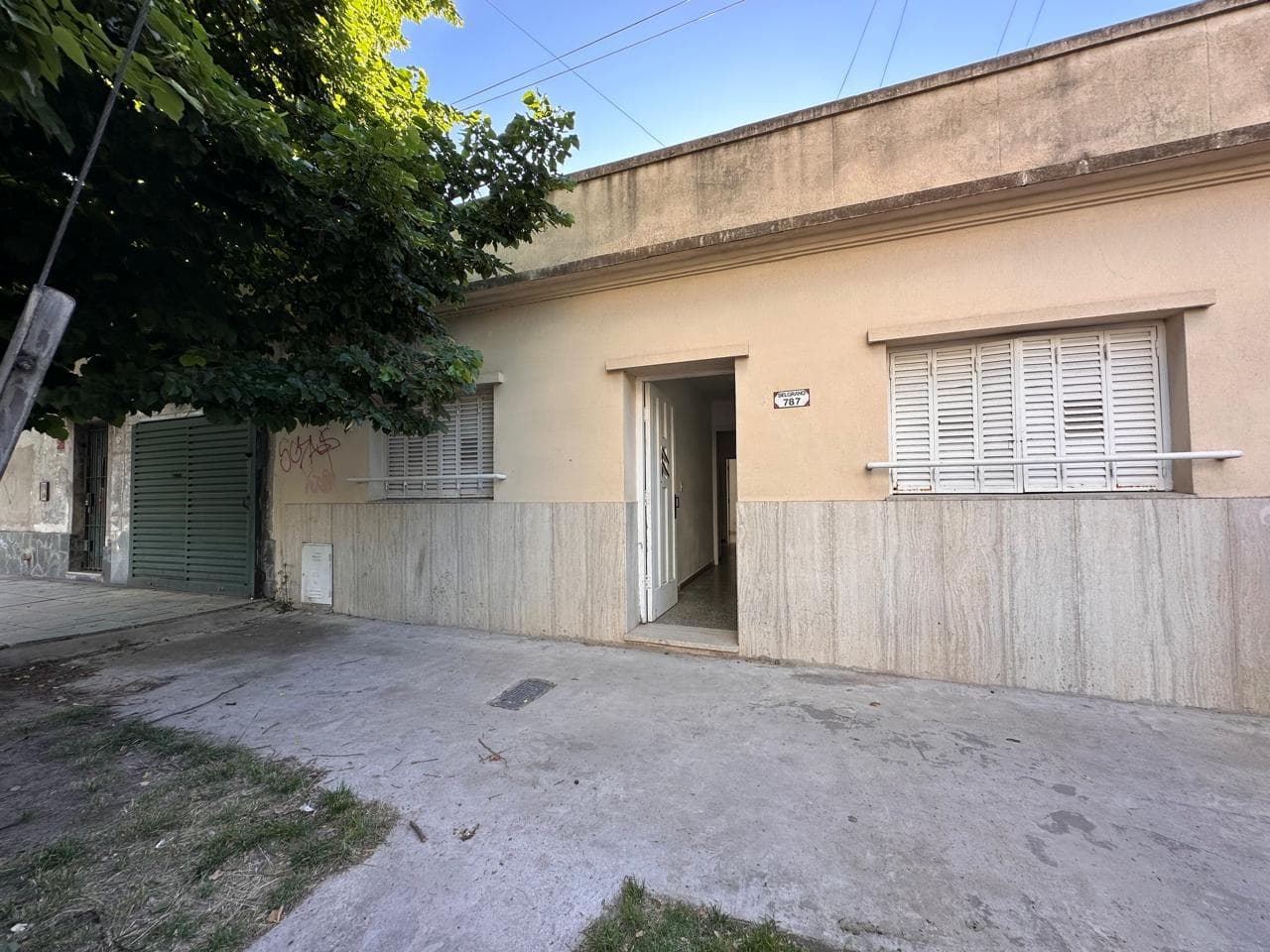 CONSULTORIOS / OFICINAS - 1