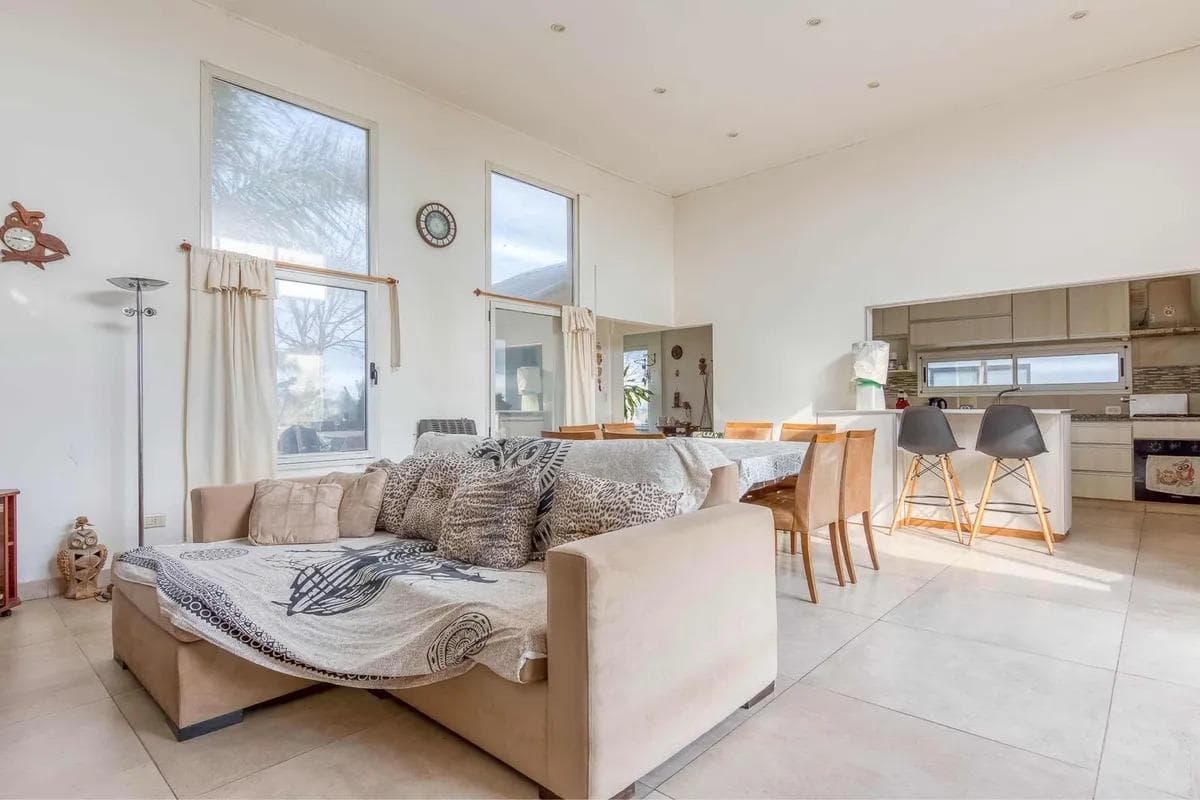 Casa en Venta | Barrio San Sebastián Escobar | con excelentes terminaciones - 1