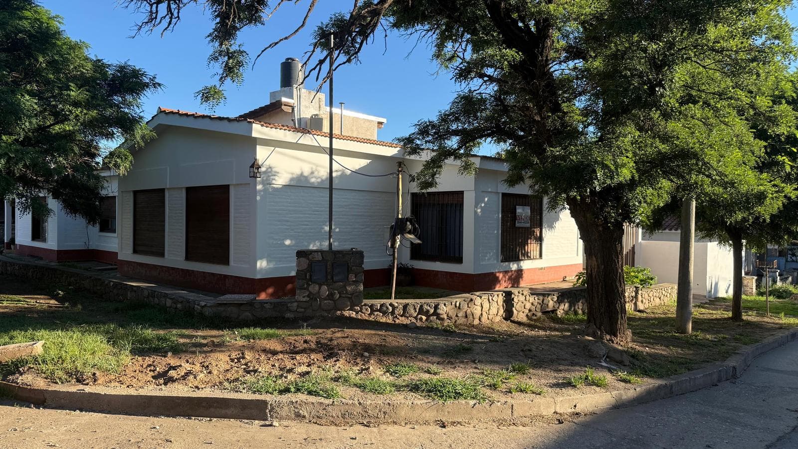 Casa ubicada Barrio las Flores - 1