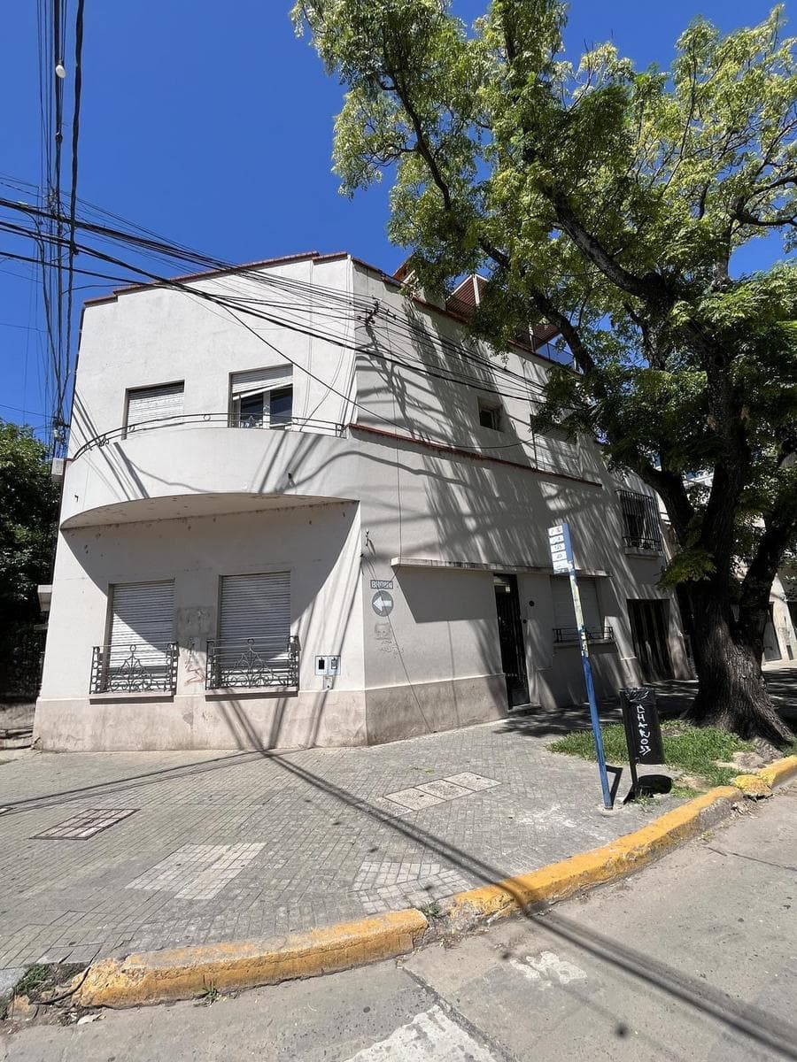 Casona comercial en alquiler en barrio pichincha-Múltiples usos - 1