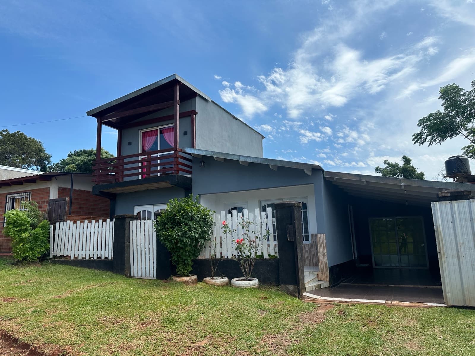 Casa de 2 habitaciones con altillo y balcon en Barrio Payma, San Vicente - 1