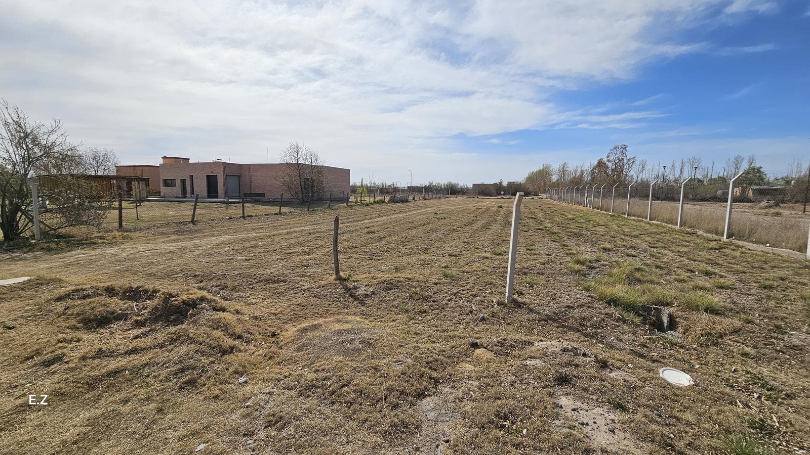 Venta terreno 2100 m2 - Loteo Aldea Arco Iris - Fernandez Oro - 1