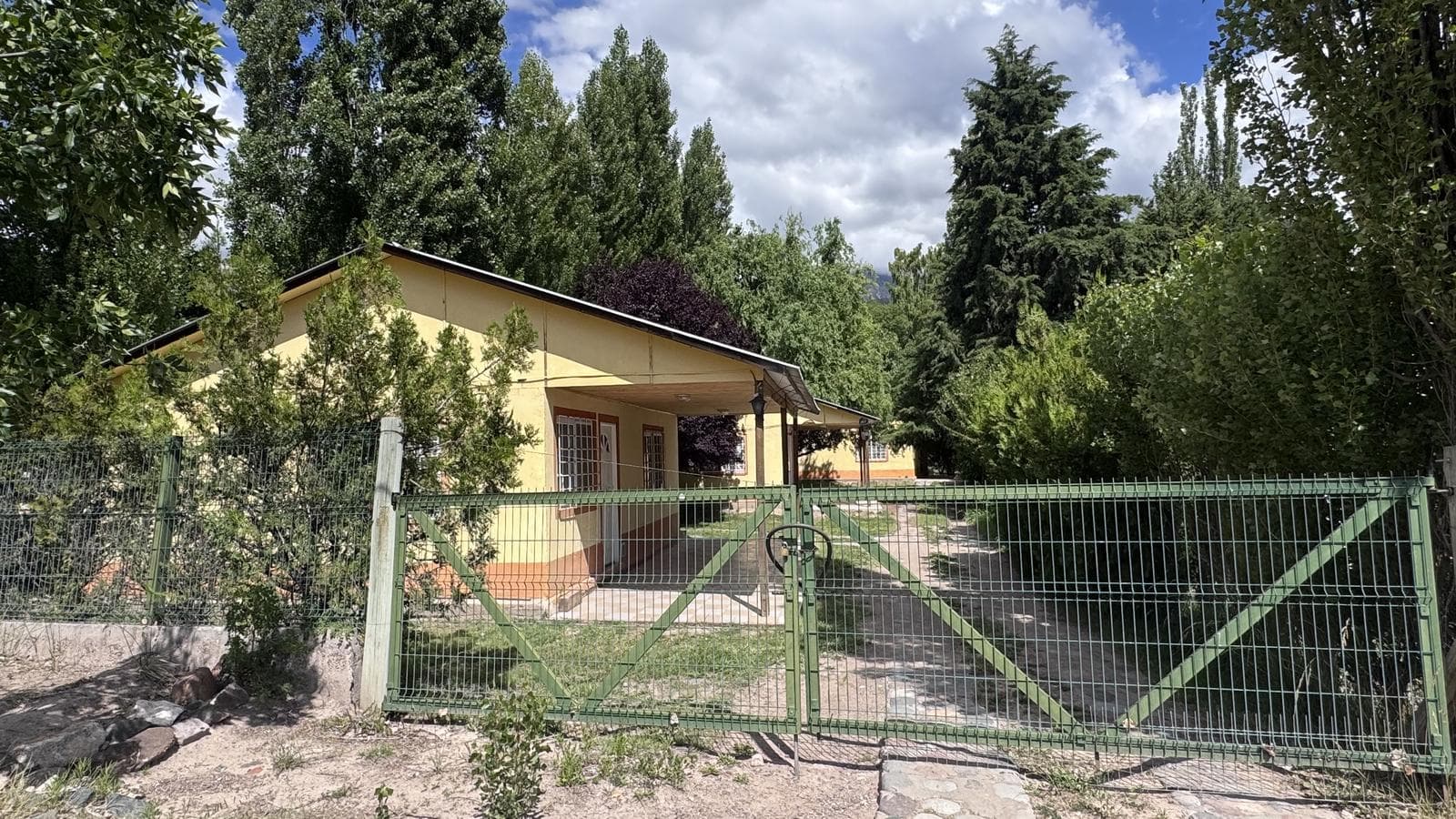 Complejo de cabañas en venta en el Salto, Potrerillos - 1
