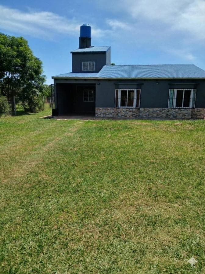 Casa refaccionada sobre Ruta 13, San Vicente - 1