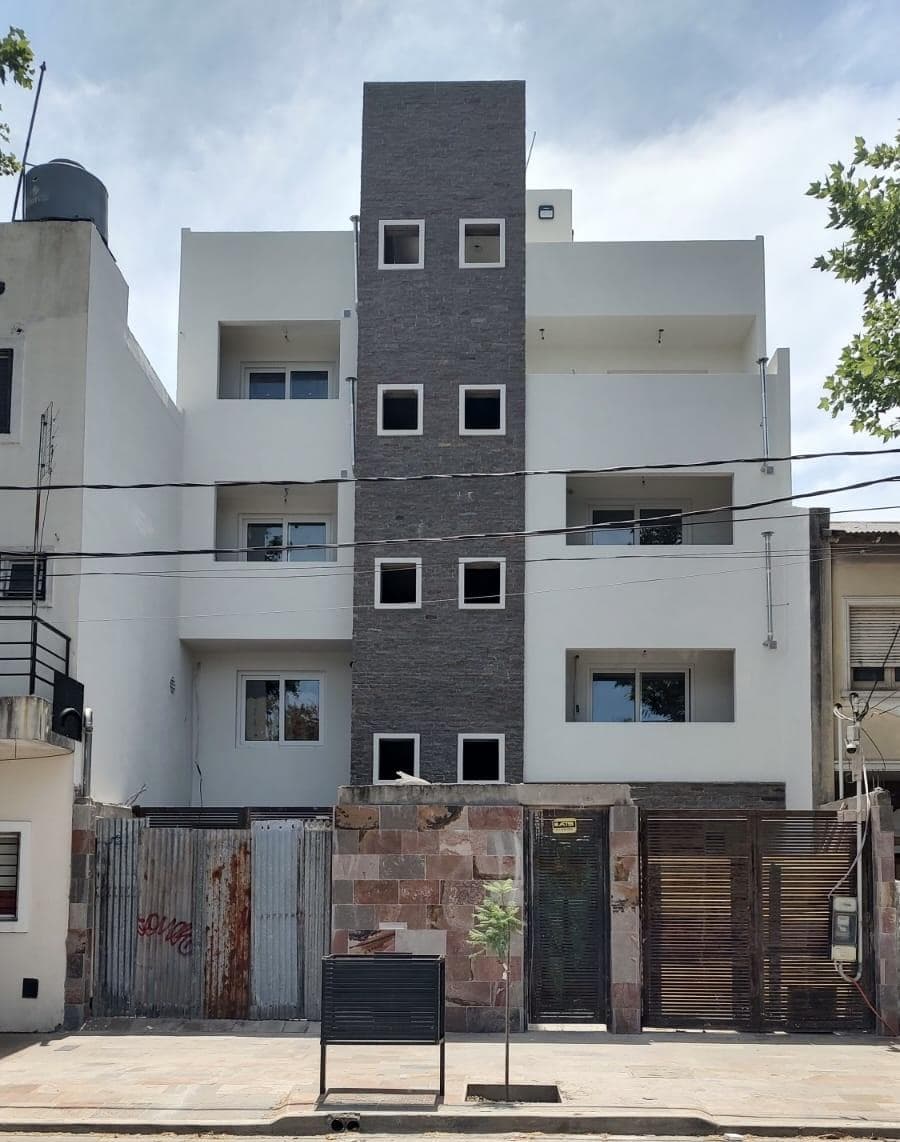 Departamento 1 Ambientes en Alquiler - Morón - Primera Categoría - 1