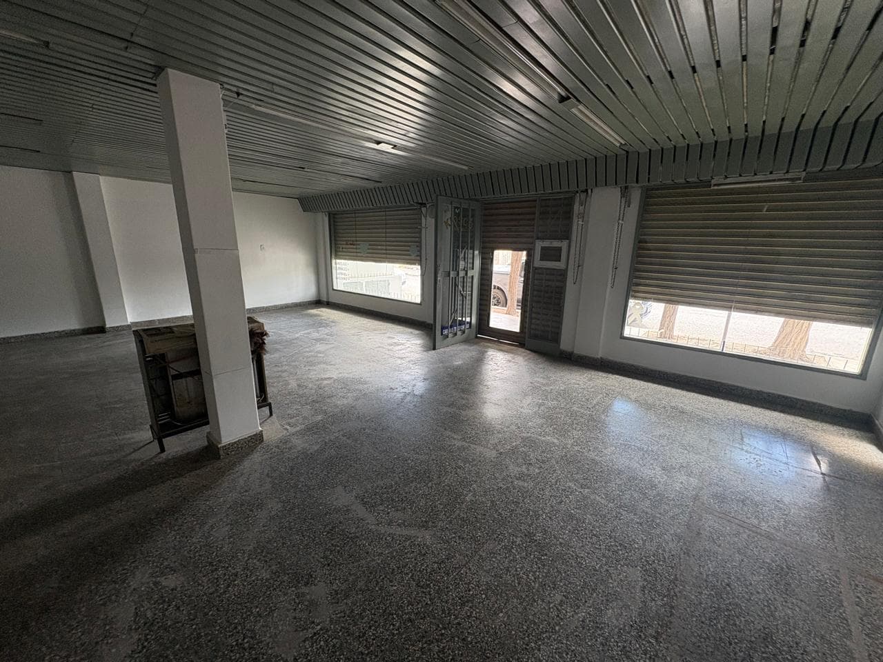 LOCAL Y CASA A LA VENTA - 1