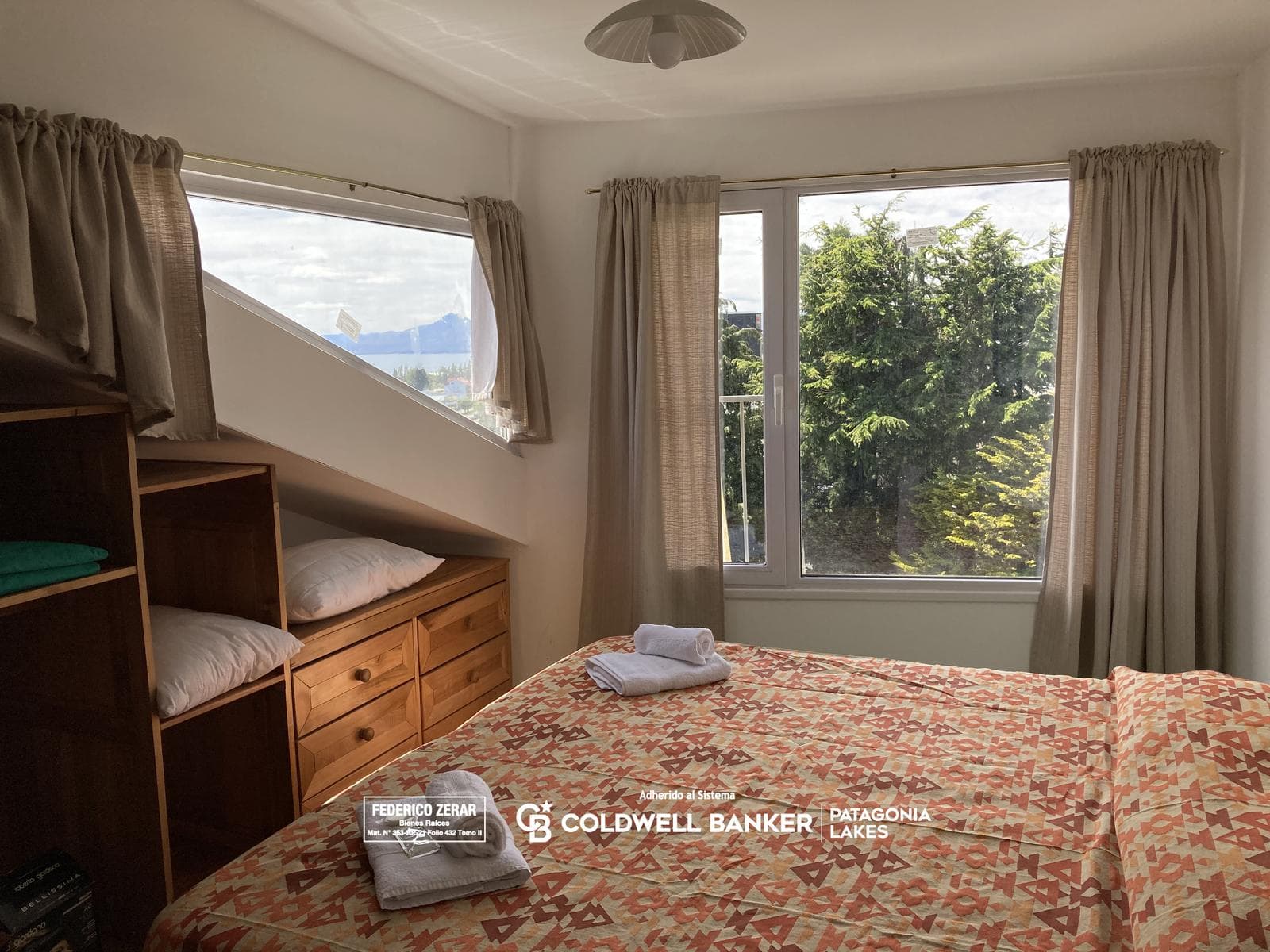 Venta Departamento con vista al lago en San Carlos De Bariloche - 1