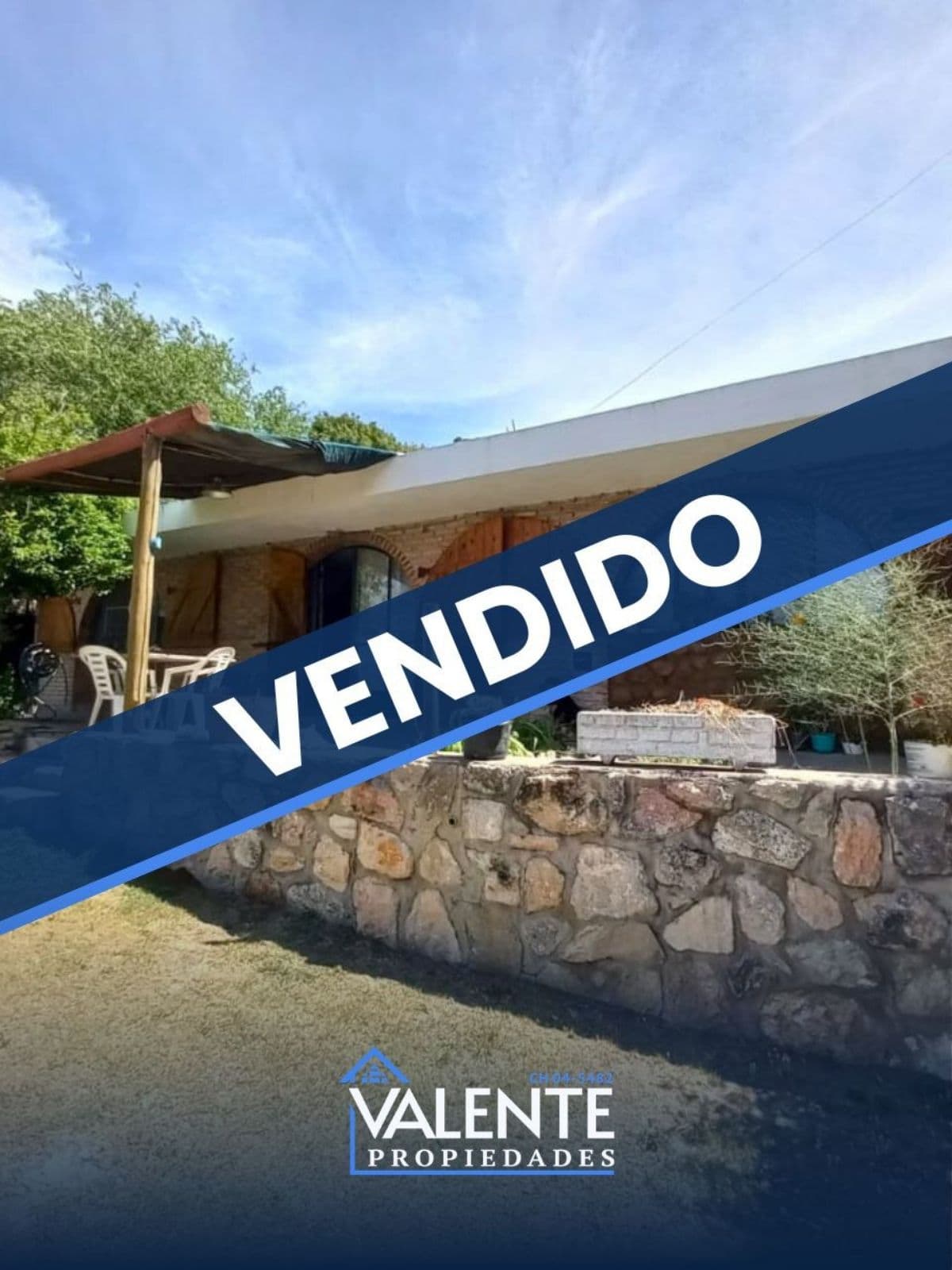 CASA CON ESPECTACULAR VISTA A LAS SIERRAS - LA FALDA - 1