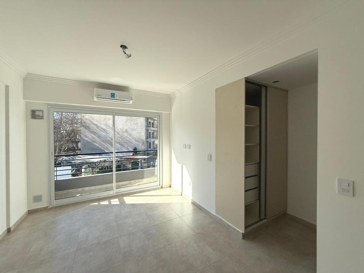 Departamento monoambiente en venta en Parque Chas - 1