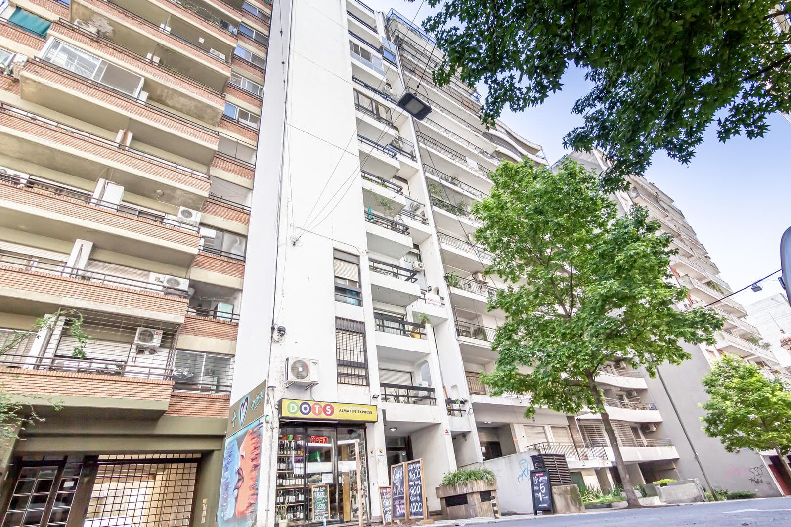 SAN MARTIN AL 400 ALQUILER COCHERA EN ROSARIO - 1