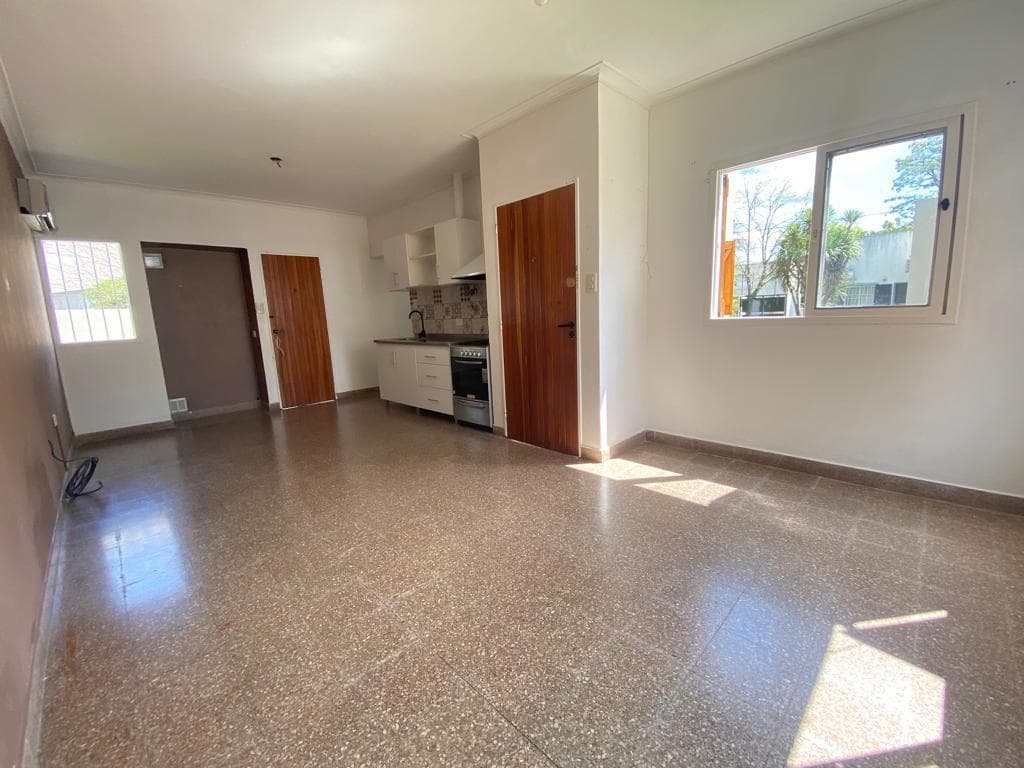 Casas en alquiler Gonnet de 2 dormitorios - 1