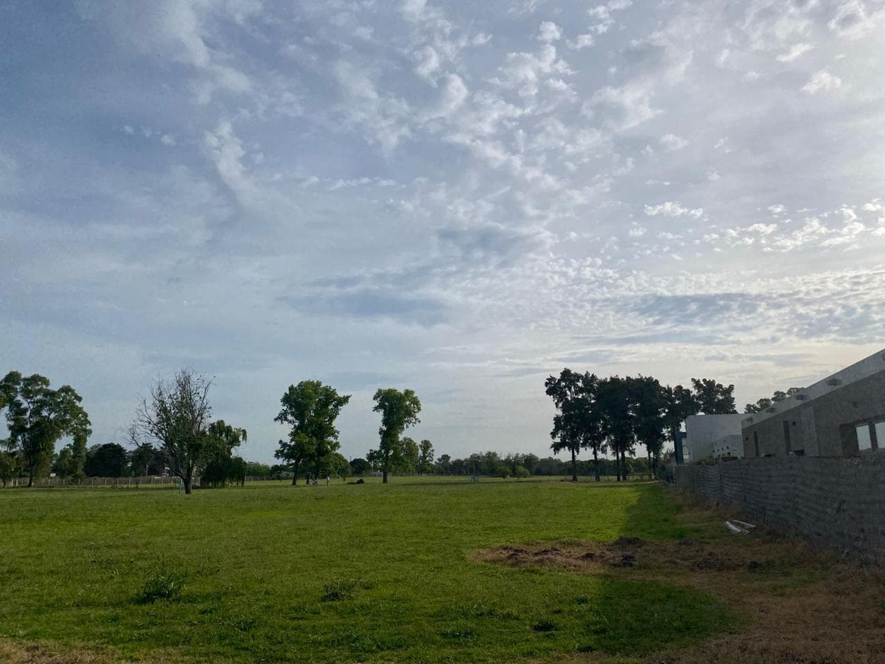 Lote en Venta - 1348 mts2 - La Plata - 1