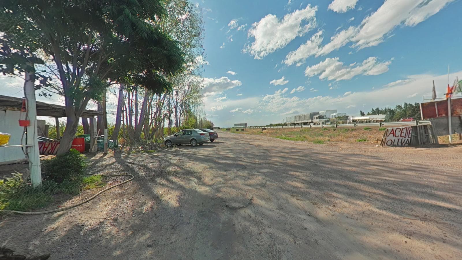 QUINTA EN VENTA SOBRE LA RUTA 7, SANTA ROSA DE 3 ha CON VIVIENDA - 1