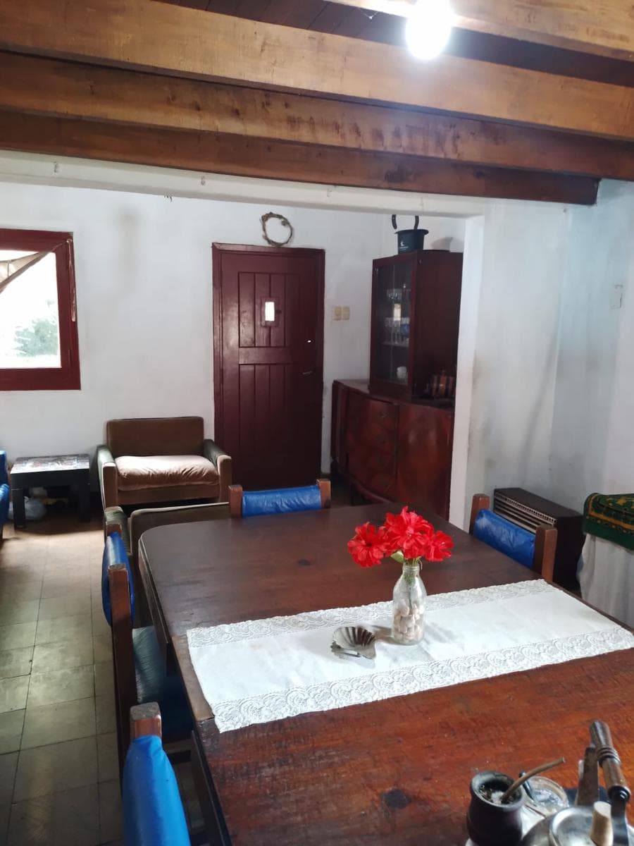 Casa en venta - 3 Dormitorios 1 Baño - 392mts2 - Constitucion - 1