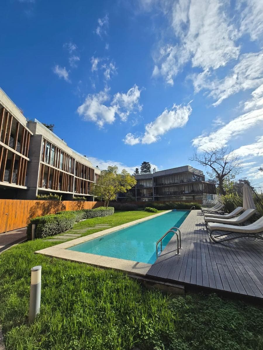 Departamento de 3 dormitorios en venta OM Punta Chica - 1