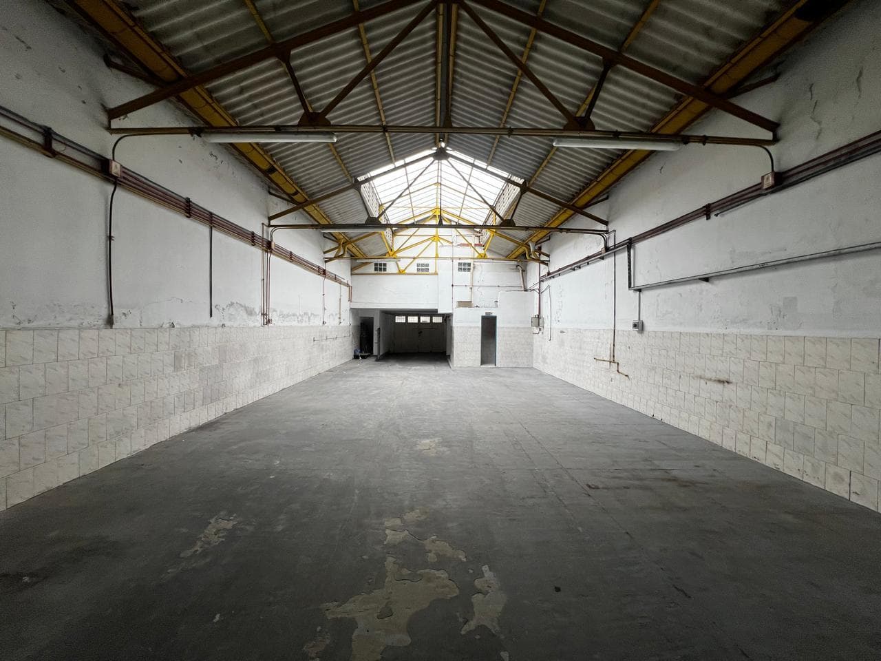 Depósito en Mataderos - 1