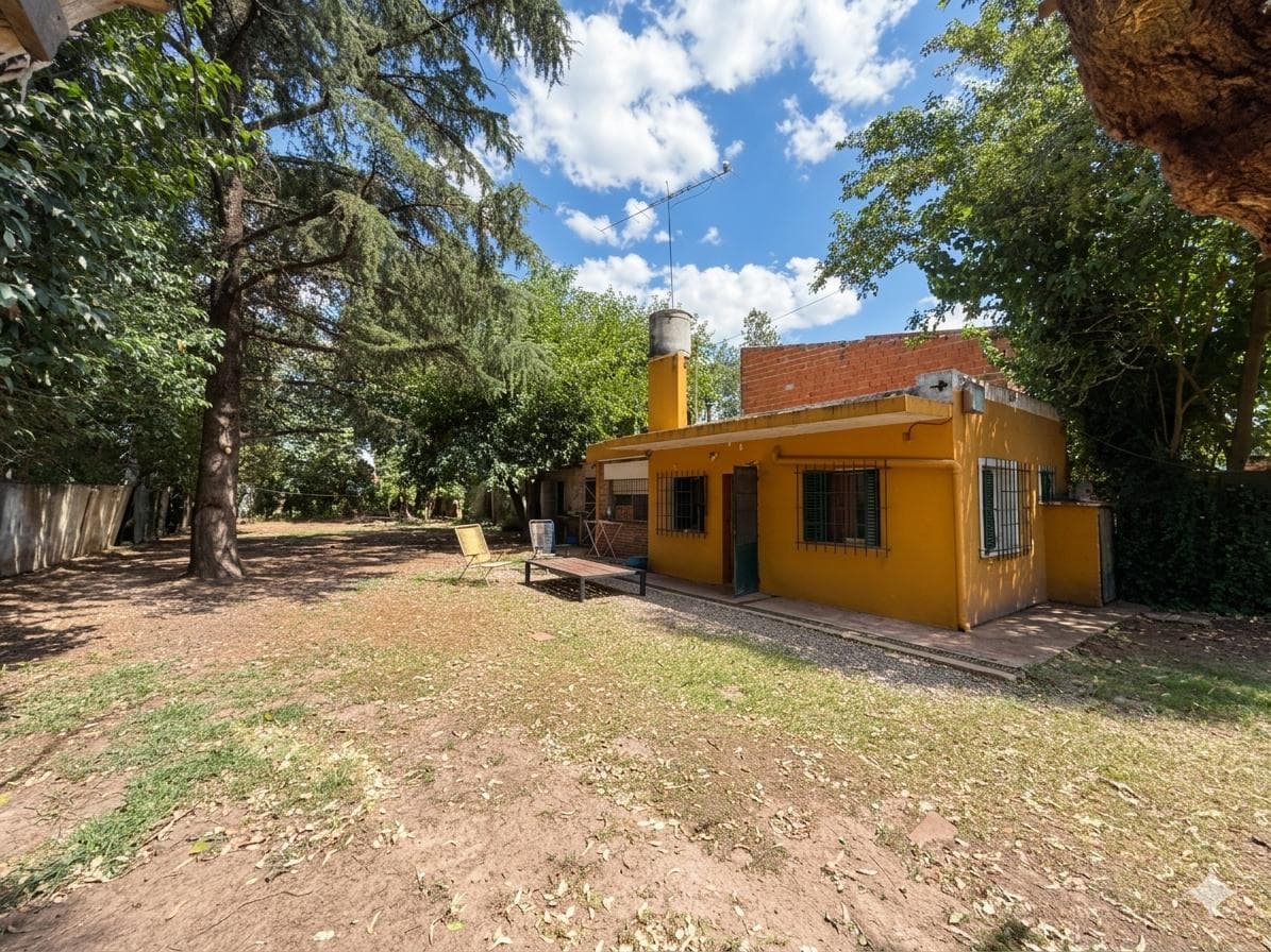 Venta de Casa en Garin, gran Lote, Terreno, OPORTUNIDAD - 1