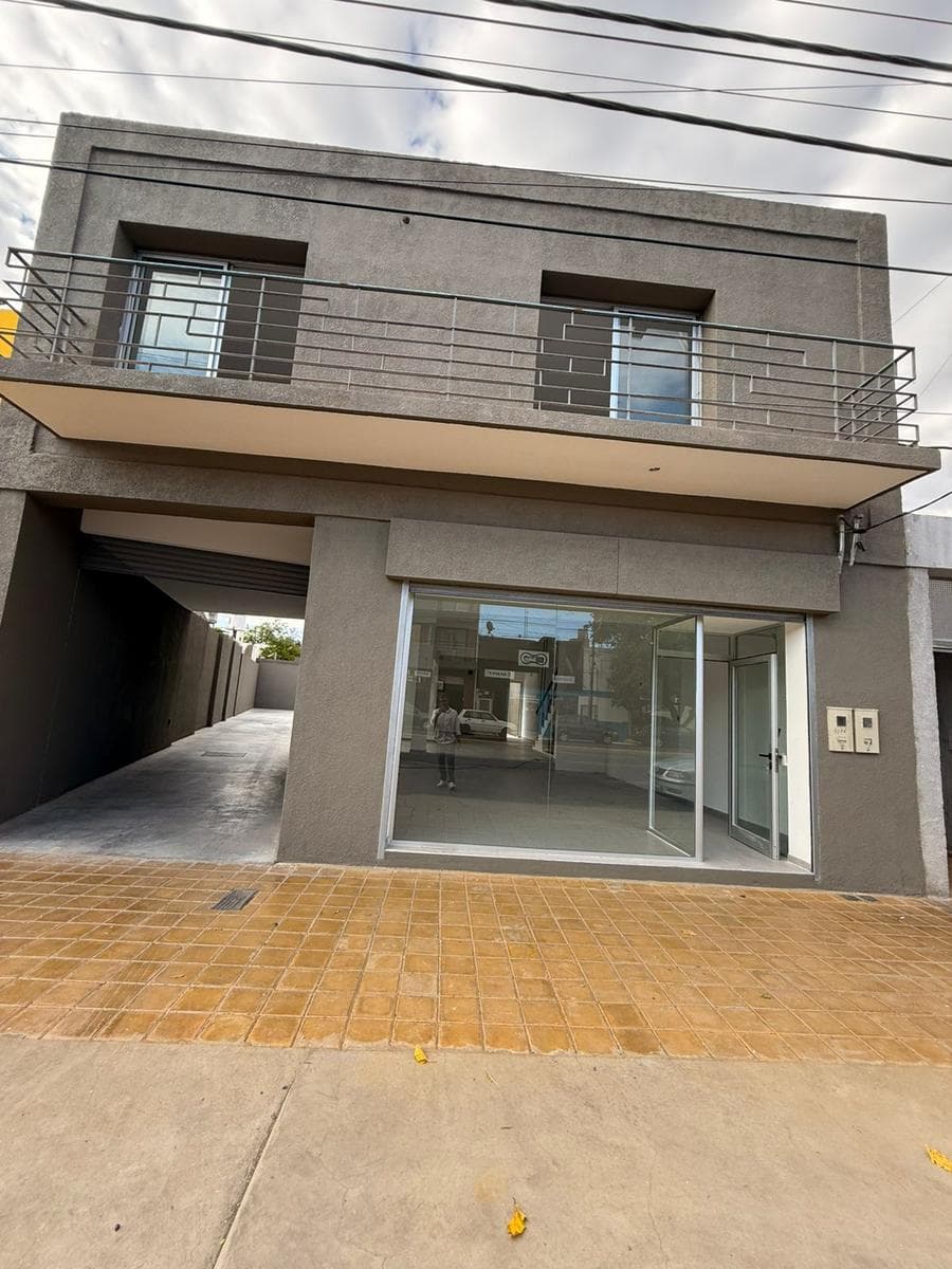 edificio en alquiler completo - 1