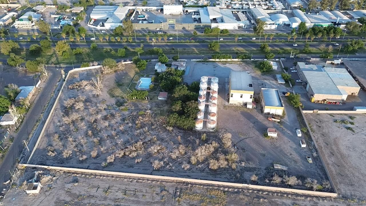 Nave Industrial EN ALQUILER - 1