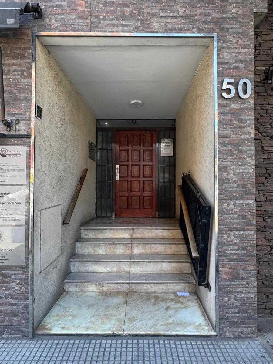 Oficina en Ramos Mejia - 1