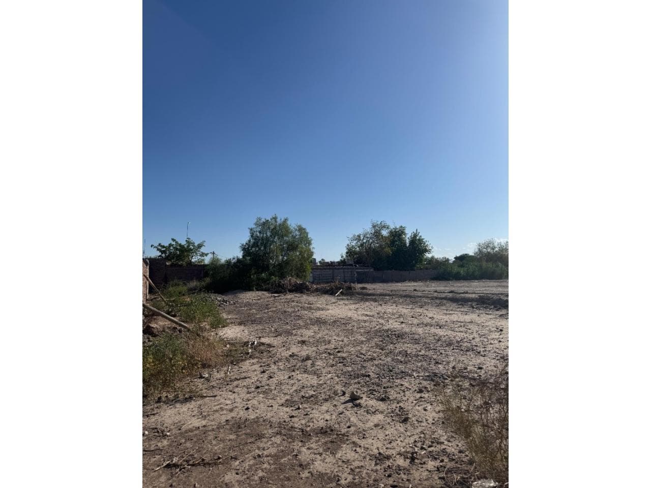 Terreno público, Calle Syrah esquina Malbec - 1