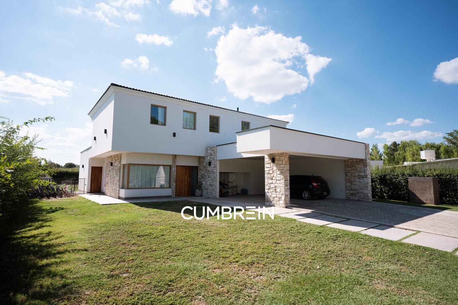 Exclusiva Casa en Venta en Nevado Golf - San Rafael, Mendoza - 1